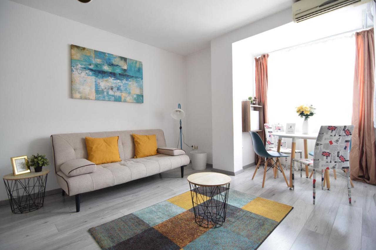 Cozy Apartment Balcescu Bucareste Exterior foto