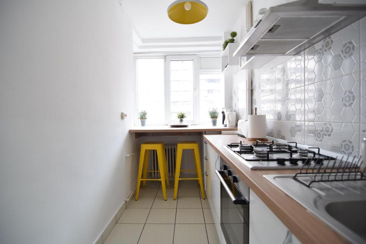 Cozy Apartment Balcescu Bucareste Exterior foto